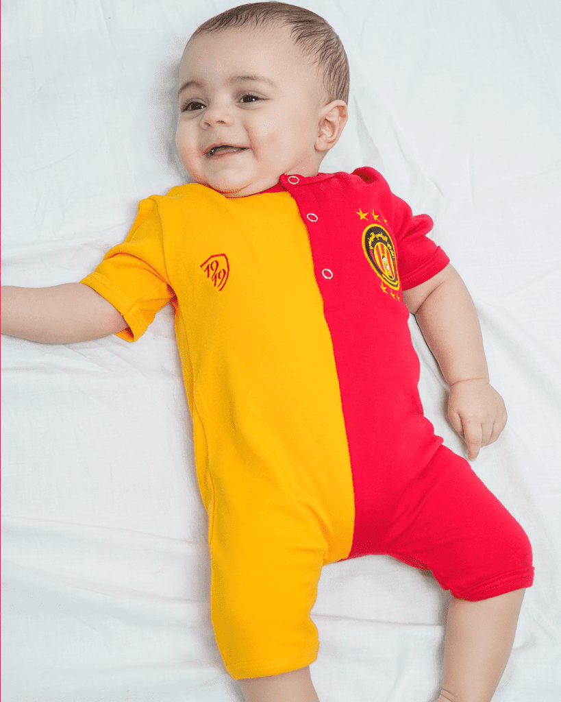 grenouillère bébé Espérance 2025 rouge et jaune – Taraji Store